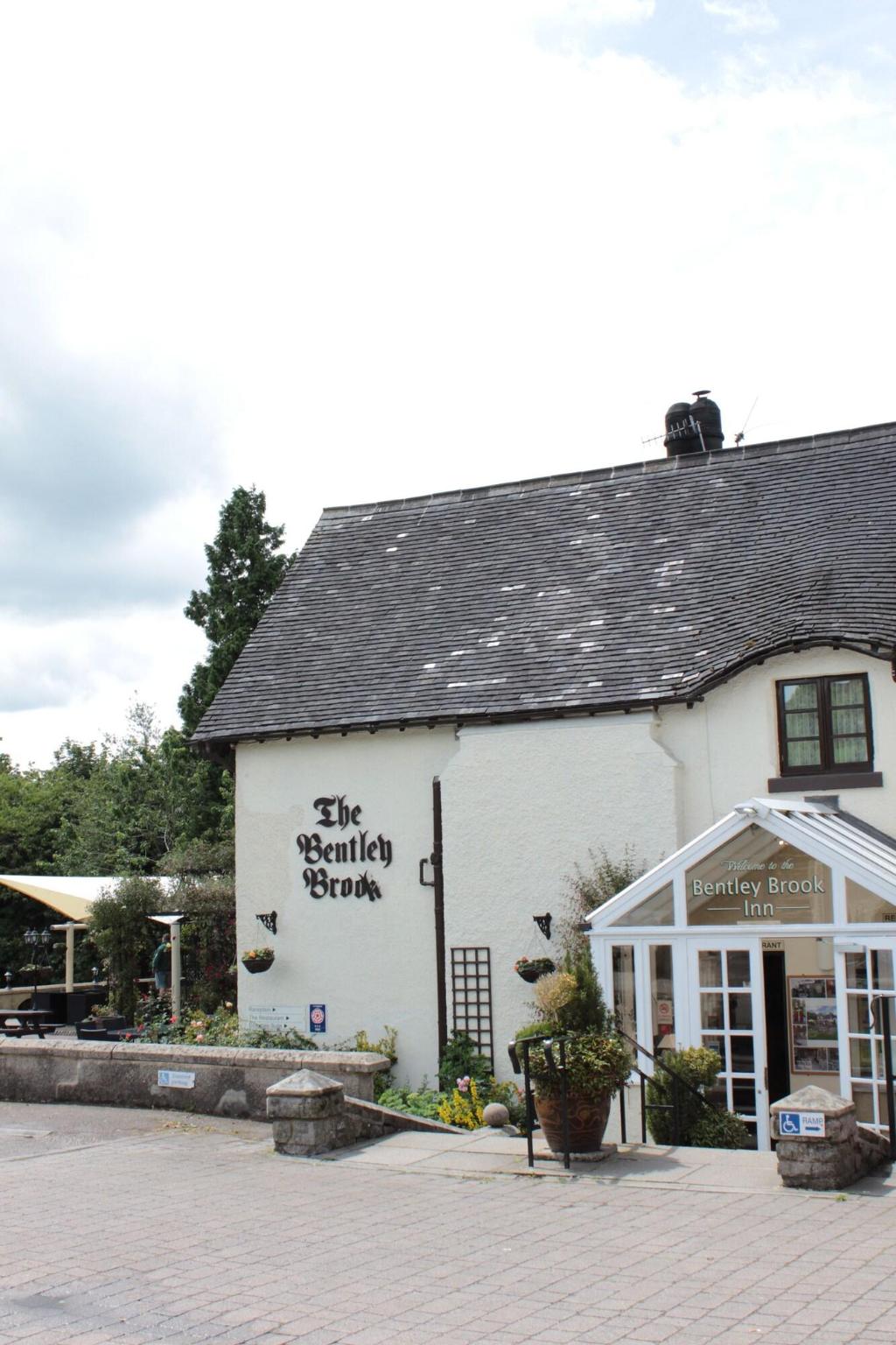 Bentley Brook Inn - General view