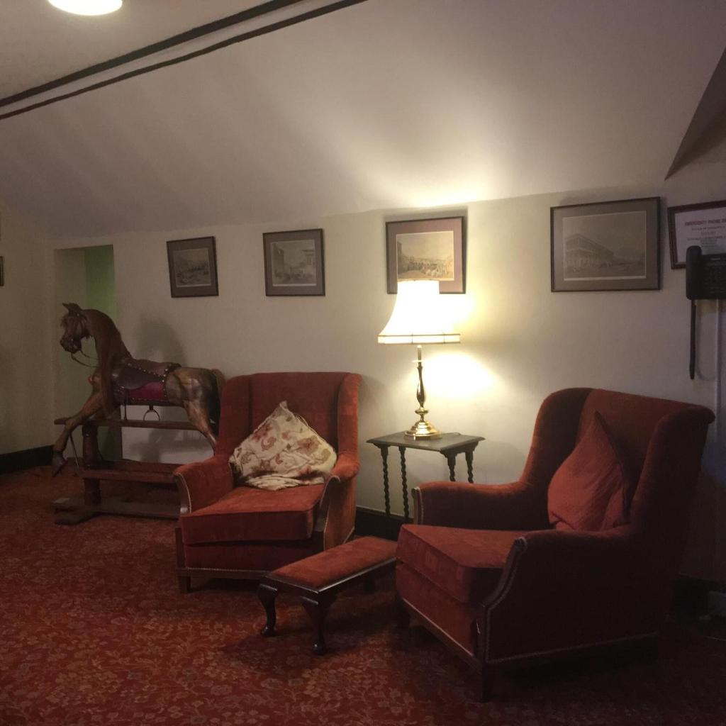 Bentley Brook Inn - Lobby