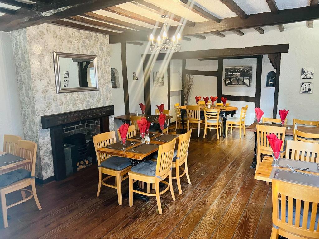 Bentley Brook Inn - Restaurant