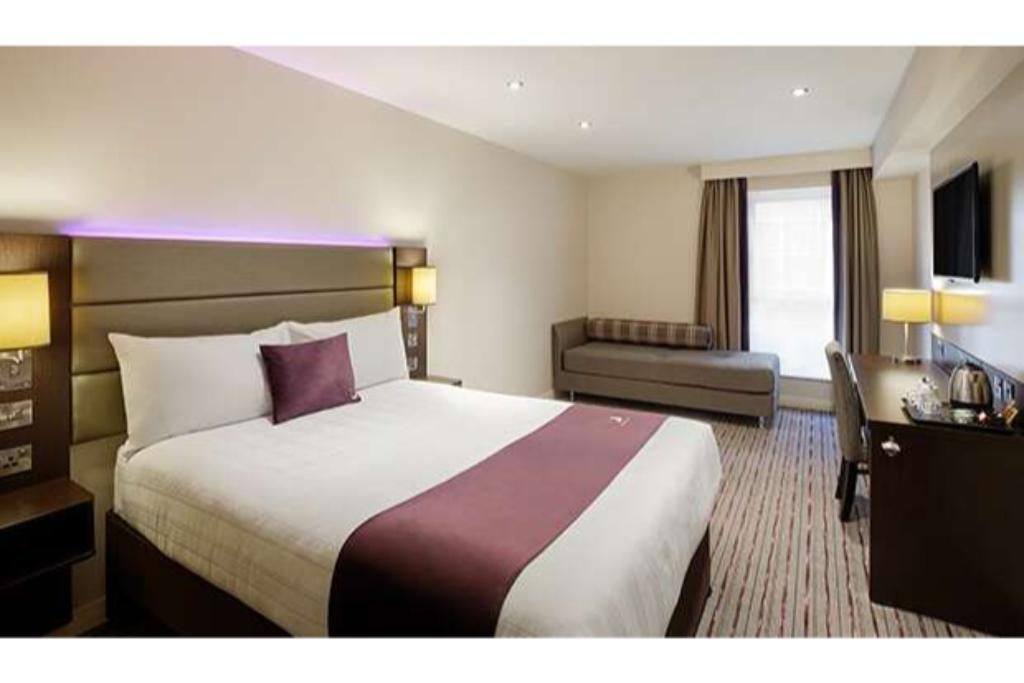Premier Inn Haydock Park/M6 J23