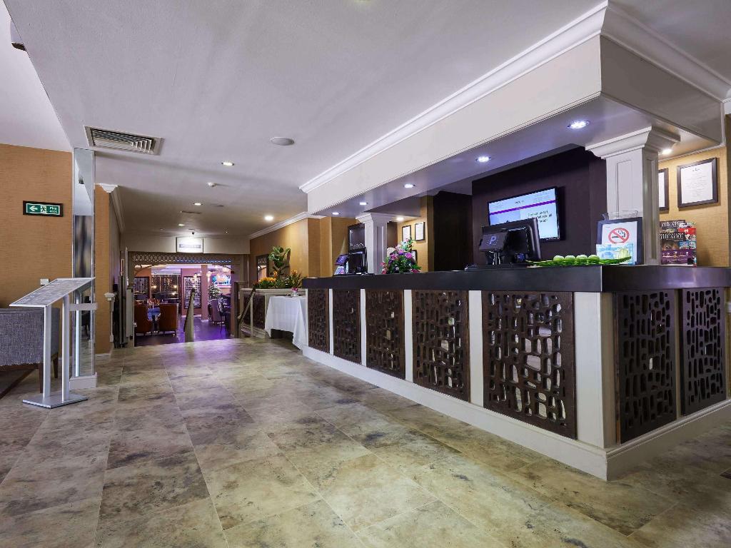 Mercure Milton Keynes Abbey Hill Hotel (Former Abbey Hill Hotel)