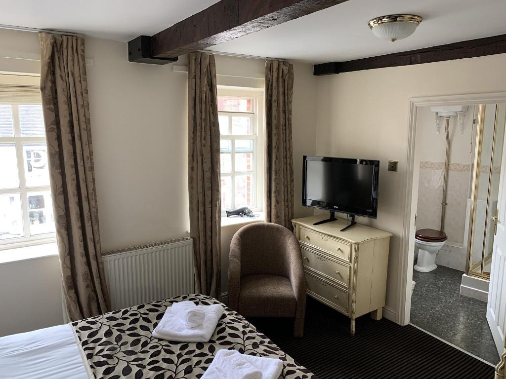 The Silken Strand Hotel