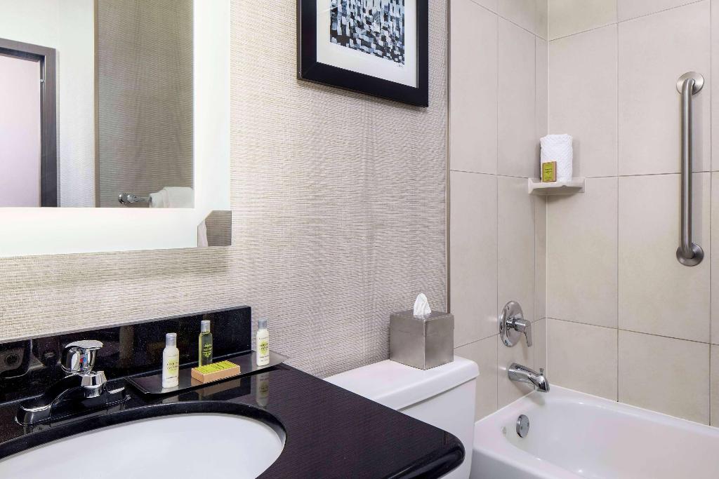 Wyndham Garden Westlake