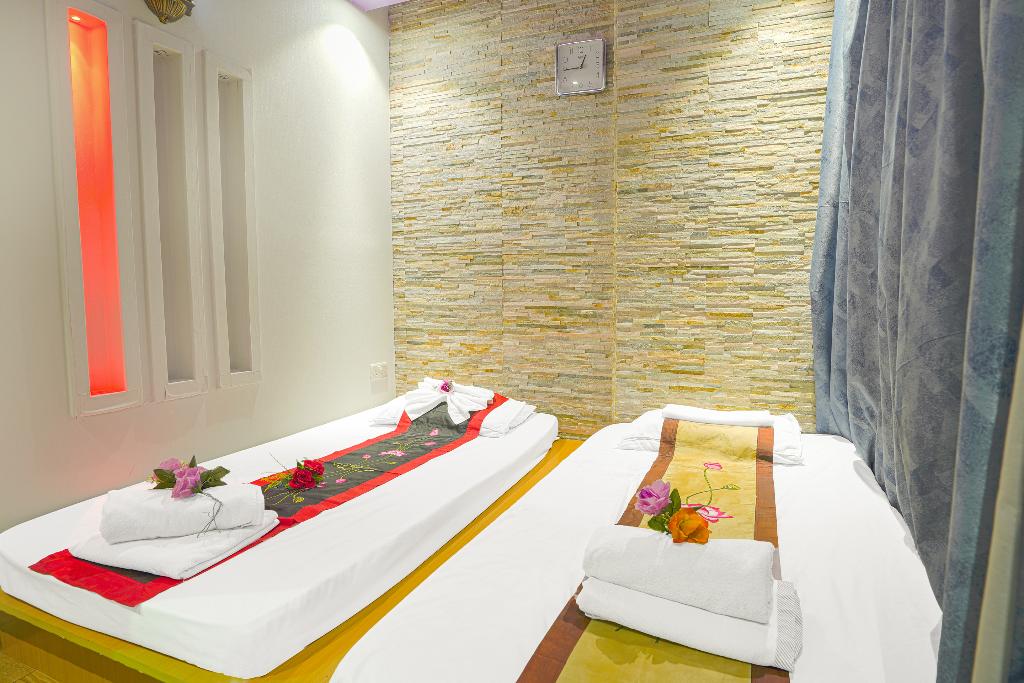 Palette Royal Reflections Hotel and Spa Dubai - Sports and Entertainment