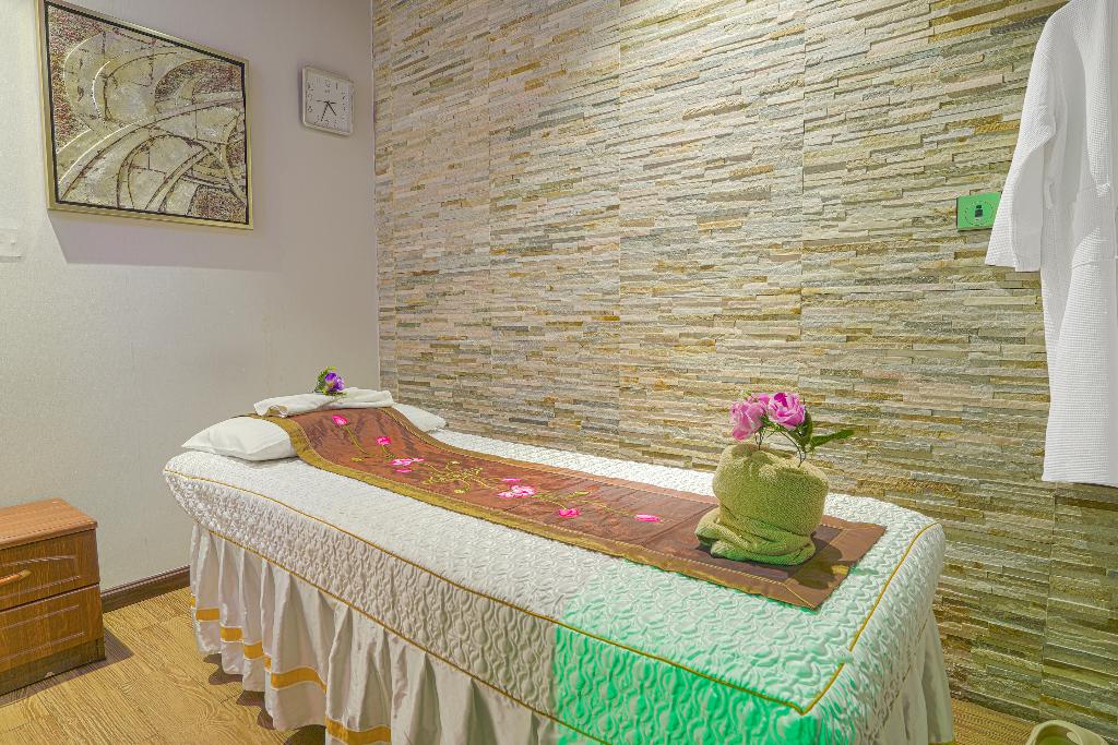 Palette Royal Reflections Hotel and Spa Dubai - Sports and Entertainment