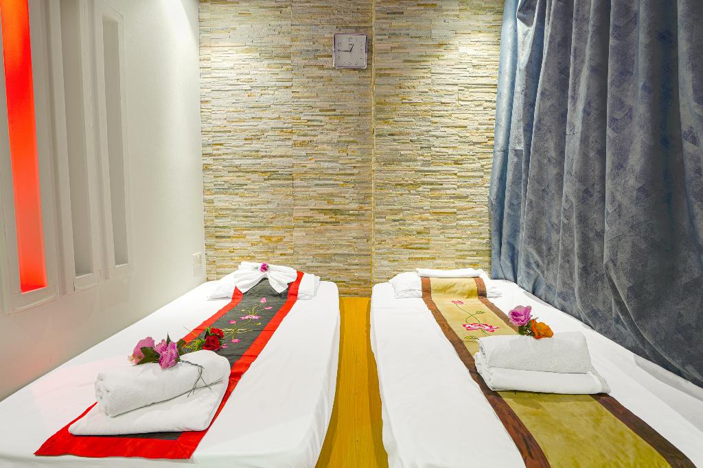Palette Royal Reflections Hotel and Spa Dubai - Sports and Entertainment