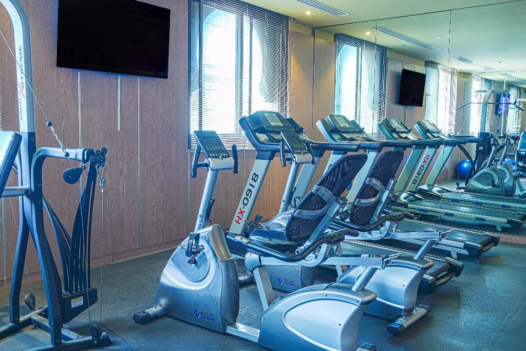 Palette Royal Reflections Hotel and Spa Dubai - Sports and Entertainment