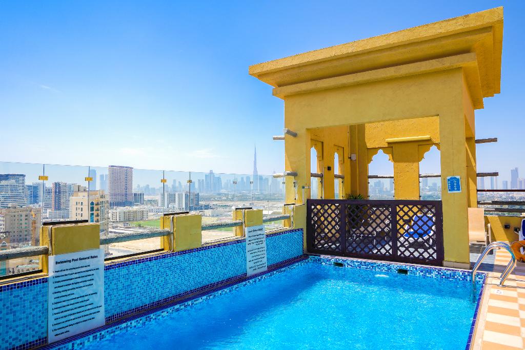 Palette Royal Reflections Hotel and Spa Dubai - Pool