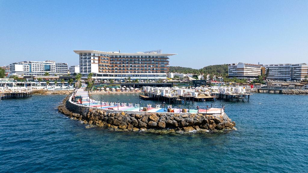 Alanya beachfront hotel