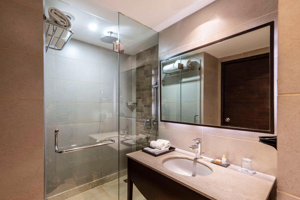 Country Inn & Suites by Radisson, Gurugram Sohna R