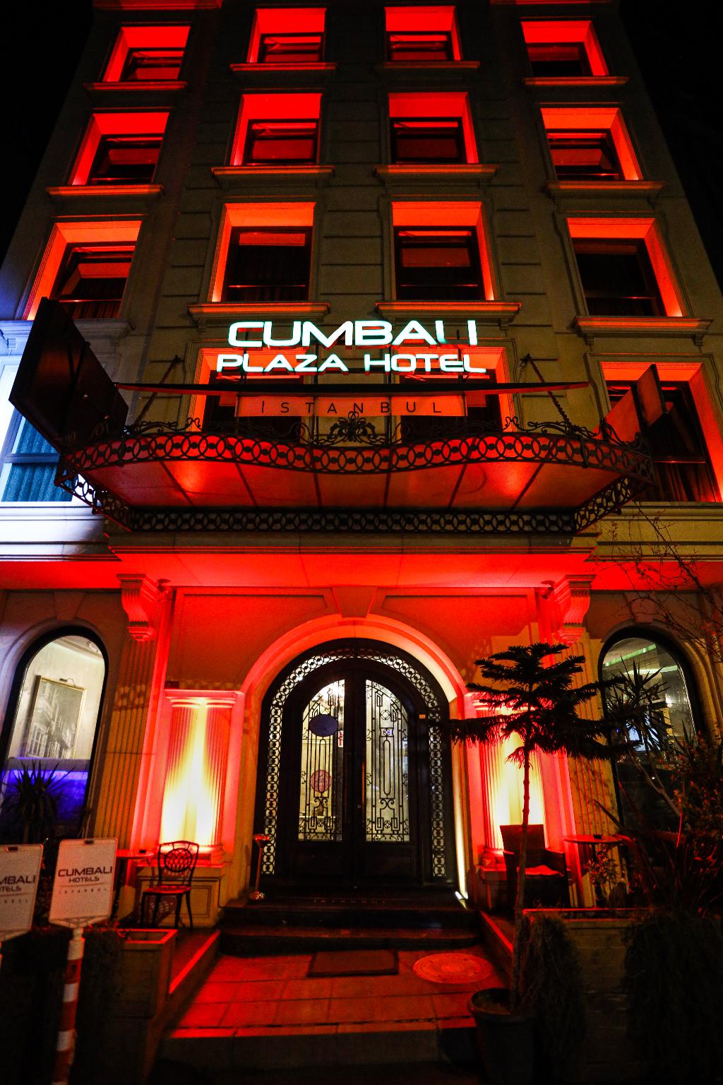 Cumbali Plaza Hotel
