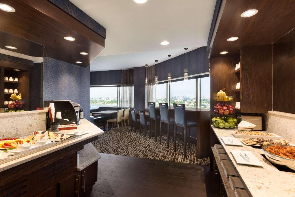 Hilton Meadowlands photo 78