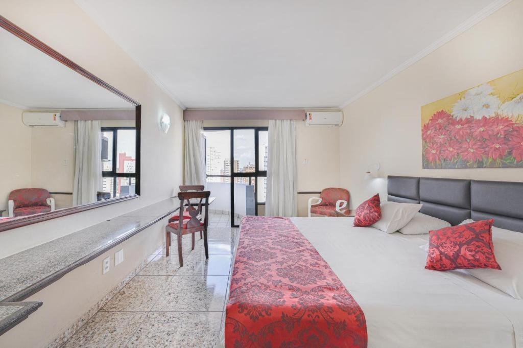hotel-thumb
