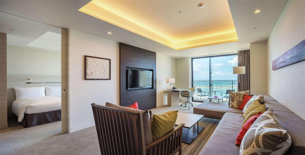 Hilton Okinawa Chatan Resort