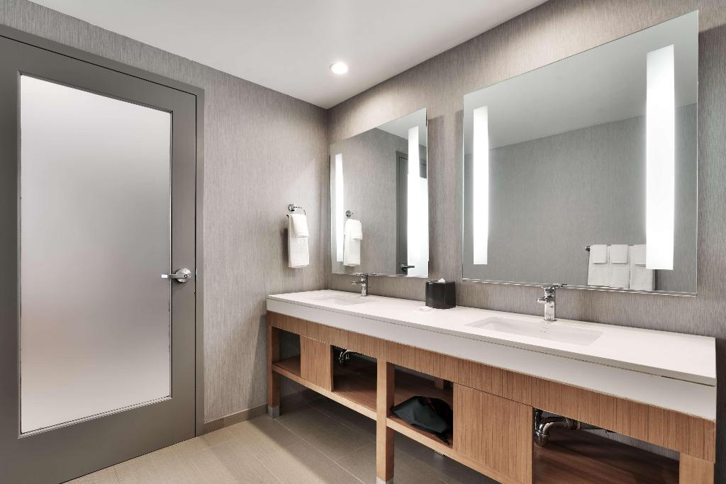Hyatt Place At Anaheim Resort Conv
