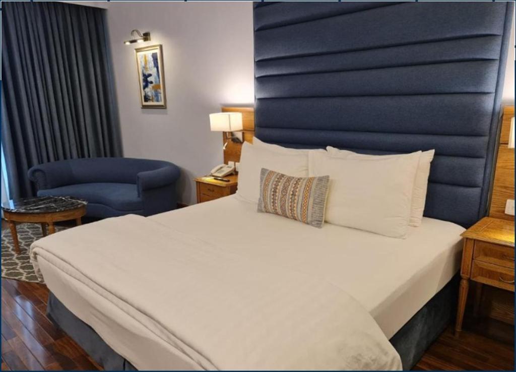Hotel Crown CP Islamabad