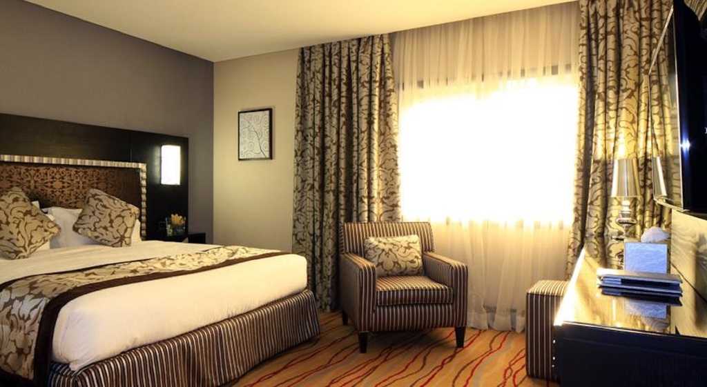 Ewaa Express Hotel-Petal