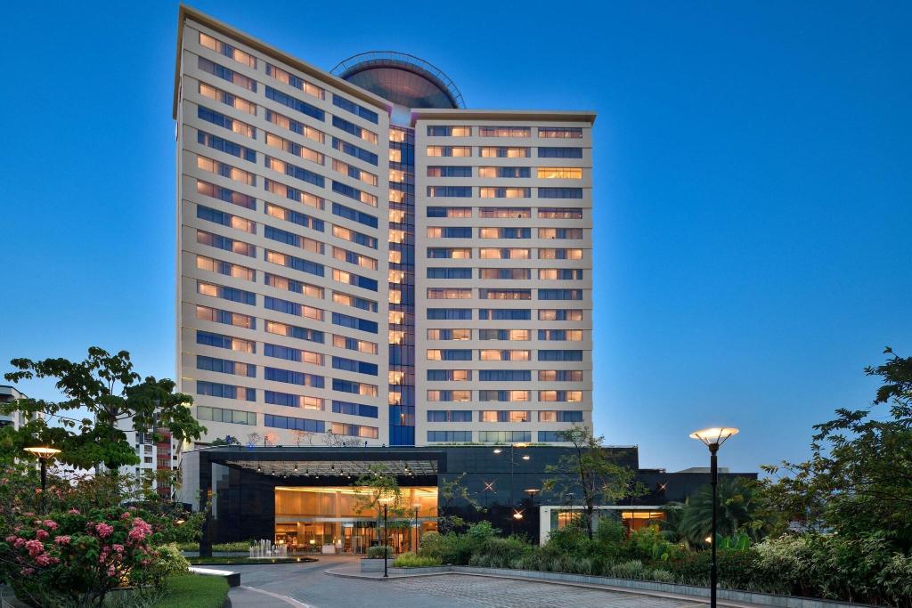 Kochi Marriott Hotel, Edappally & Palarivattom