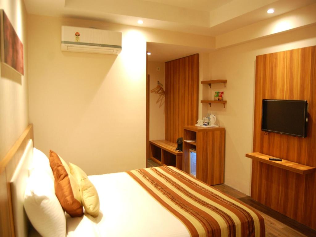 Le Roi Udaipur Hotel