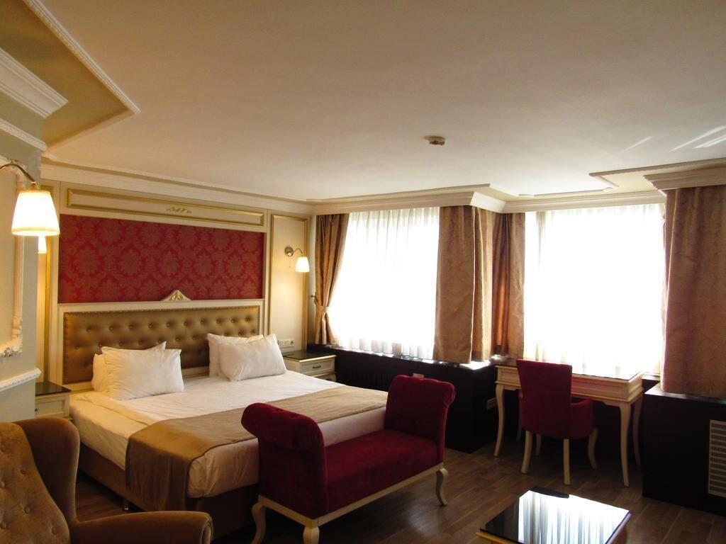 Kadikoy Park Suites Hotel