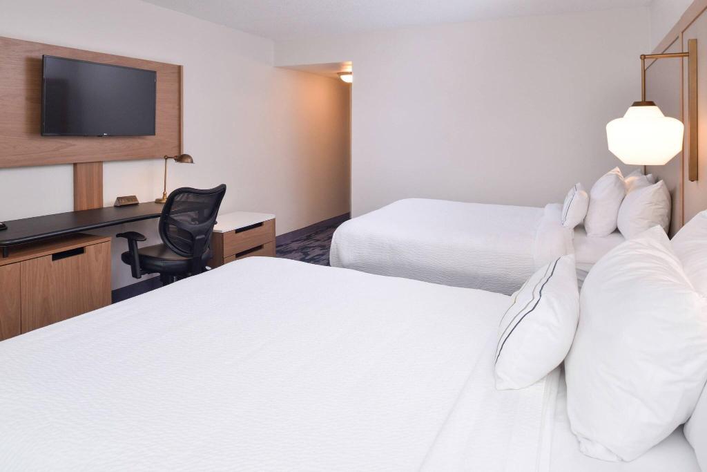Fairfield Inn & Suites Pittsburgh New Stanton