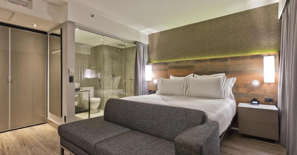 hotel-thumb