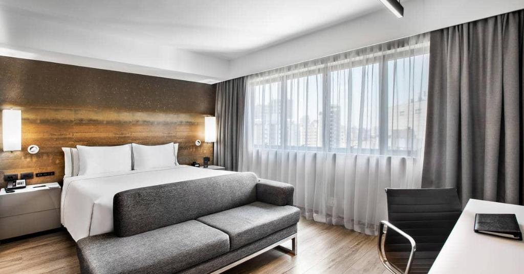 hotel-thumb