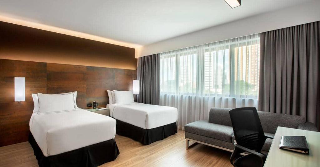 hotel-thumb