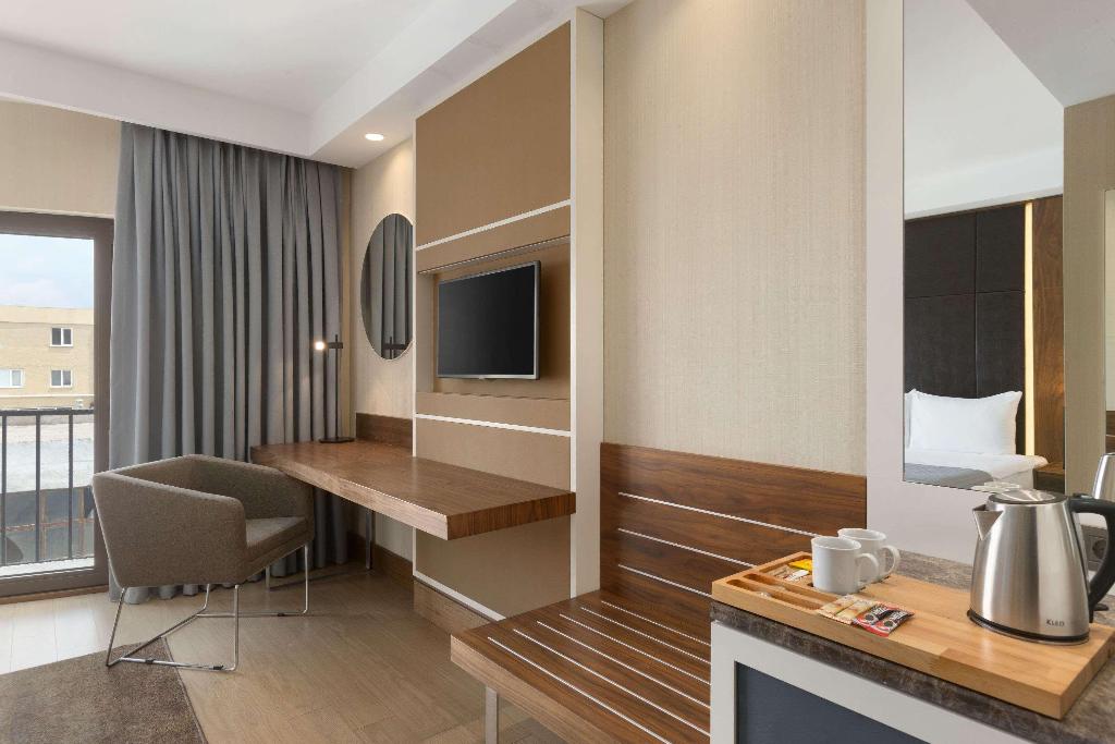 Hotel Ramada Encore by Wyndham Istanbul Florya, Türkei, Istanbul. Großes 1