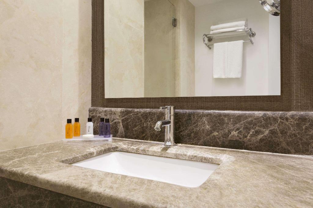 Hotel Ramada Encore by Wyndham Istanbul Florya, Türkei, Istanbul. Großes 1