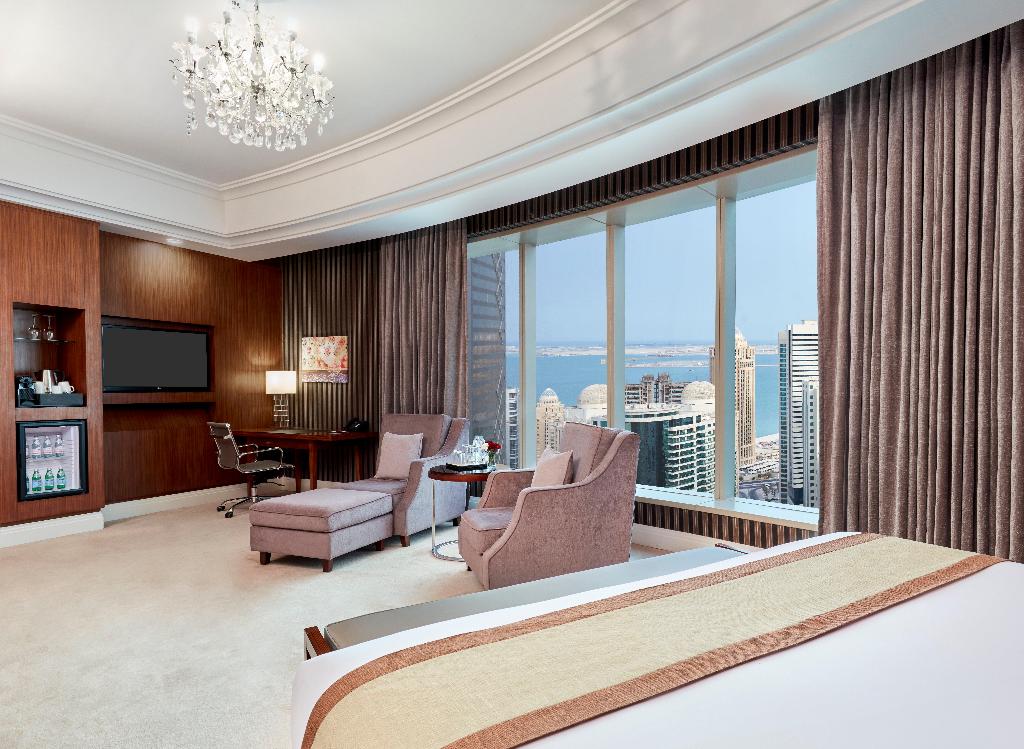 Crowne Plaza Doha West Bay
