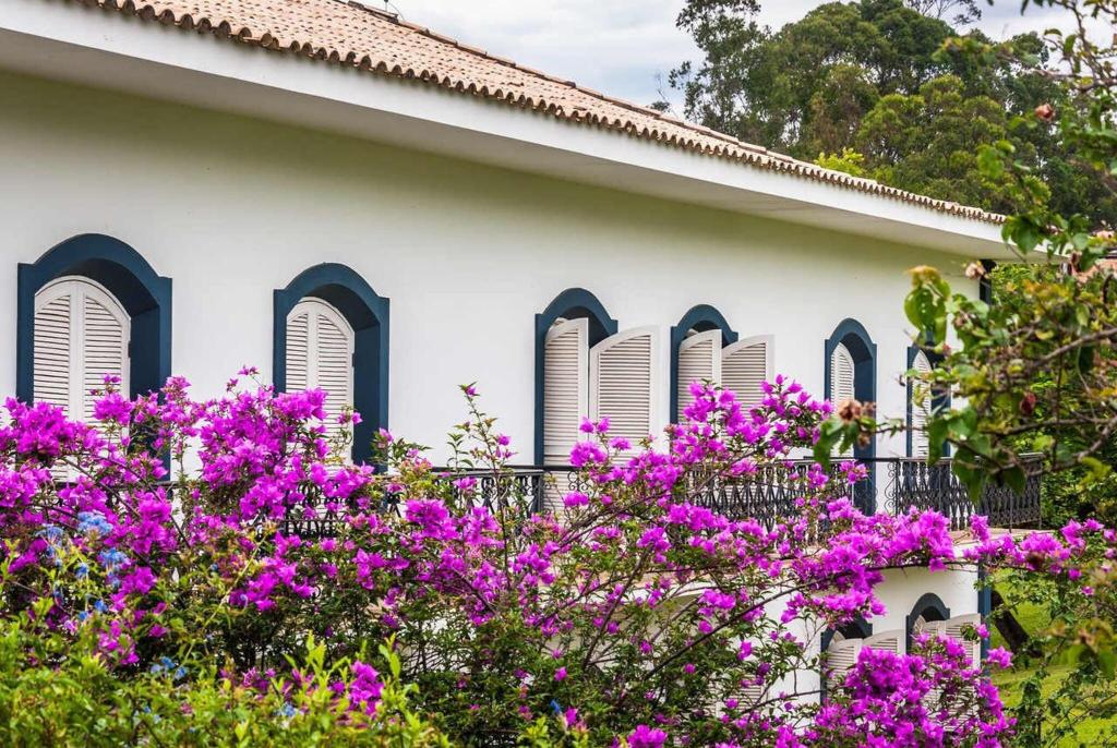 San Raphael Country