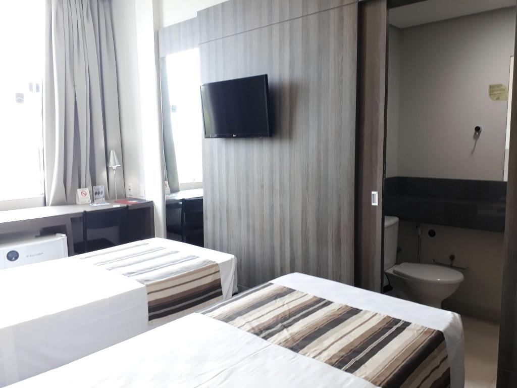 Hotel Valerim Itajaí / Navegantes
