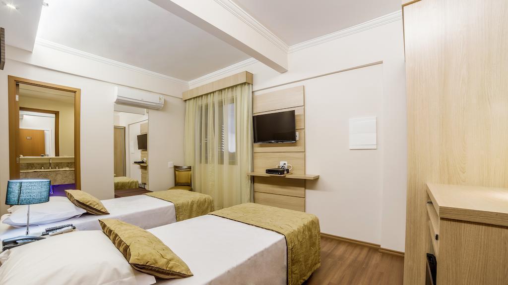 hotel-thumb