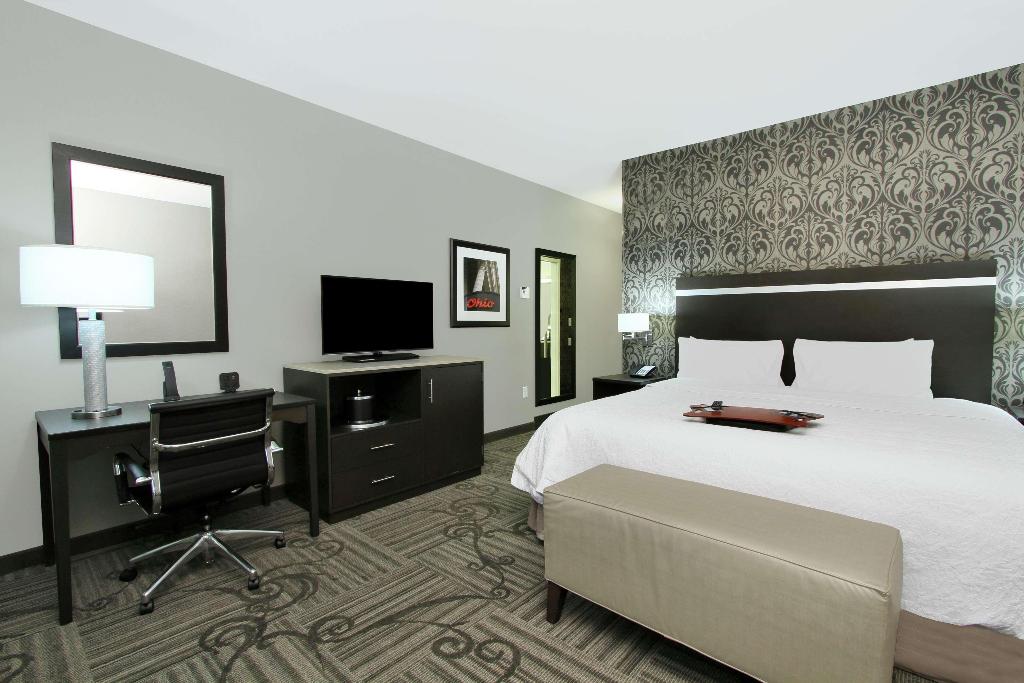 Hampton Inn and Suites Columbus/University Area
