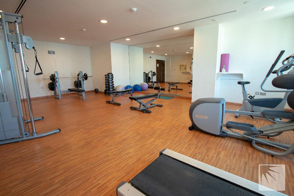 Tower Hotel Apartment - Sports and Entertainment