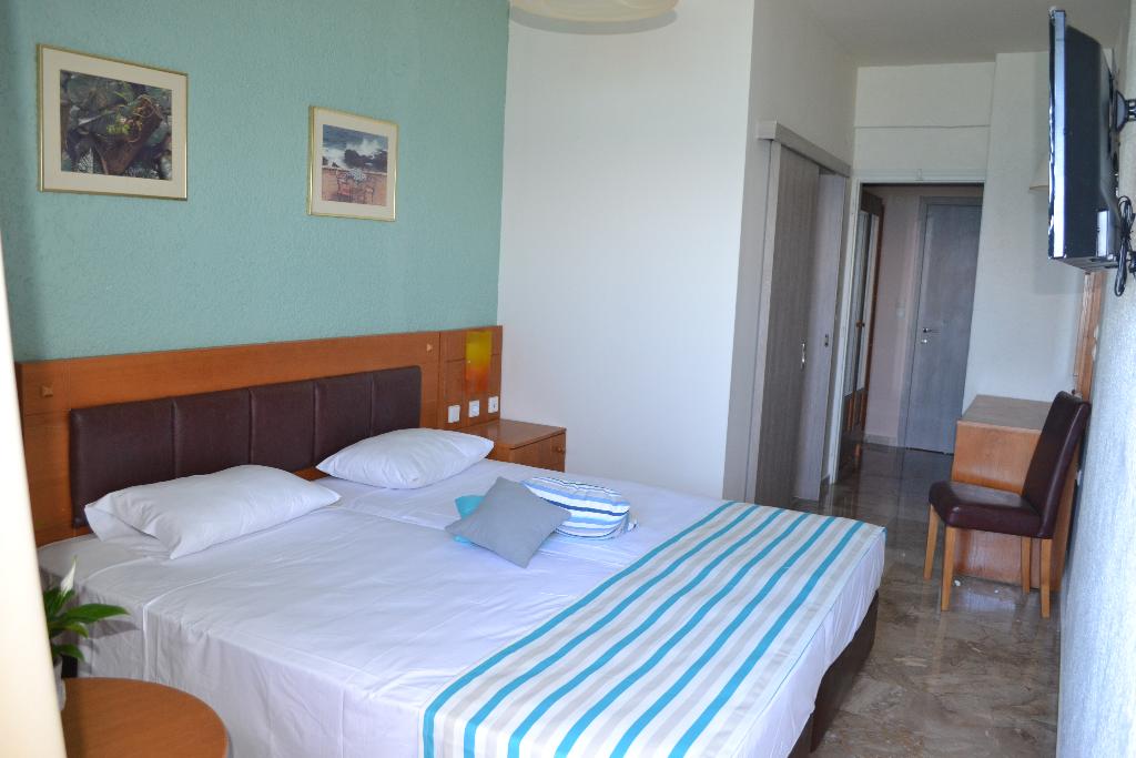 Sunset Beach Hotel