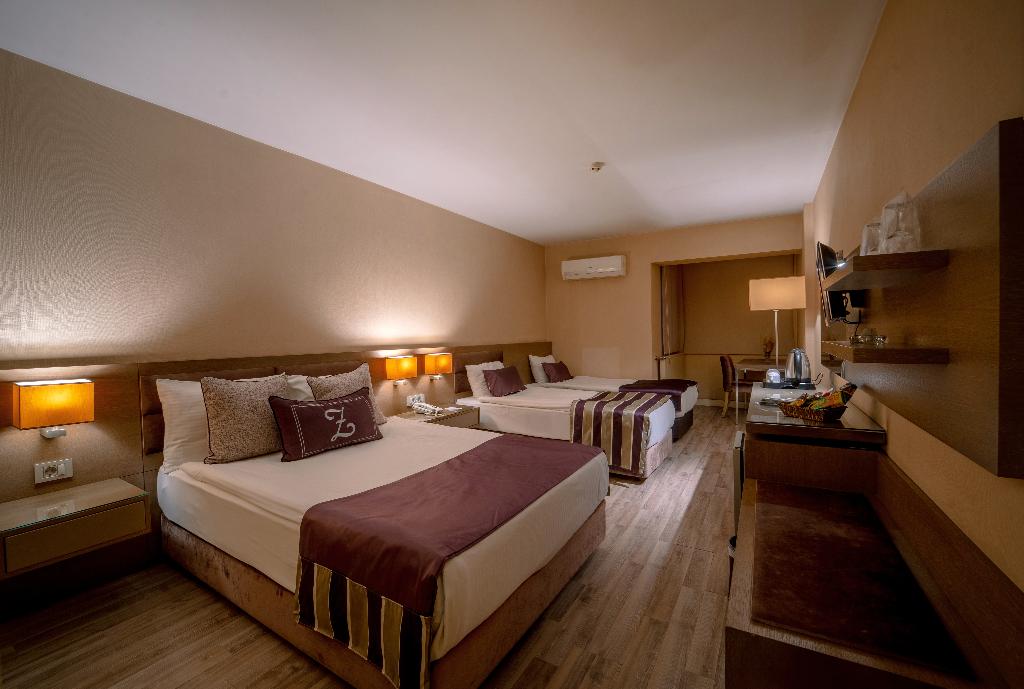 hotel-thumb