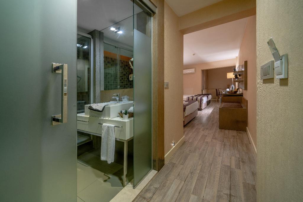 hotel-thumb