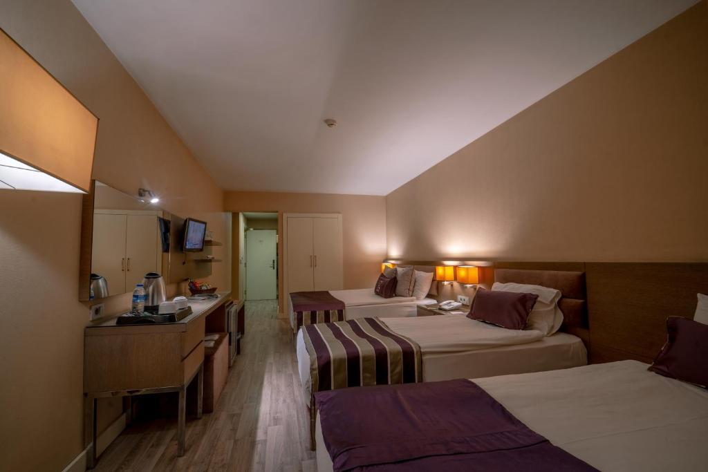hotel-thumb