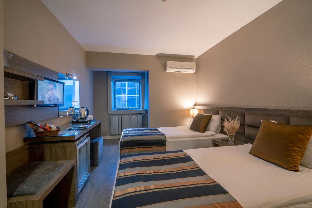 hotel-thumb