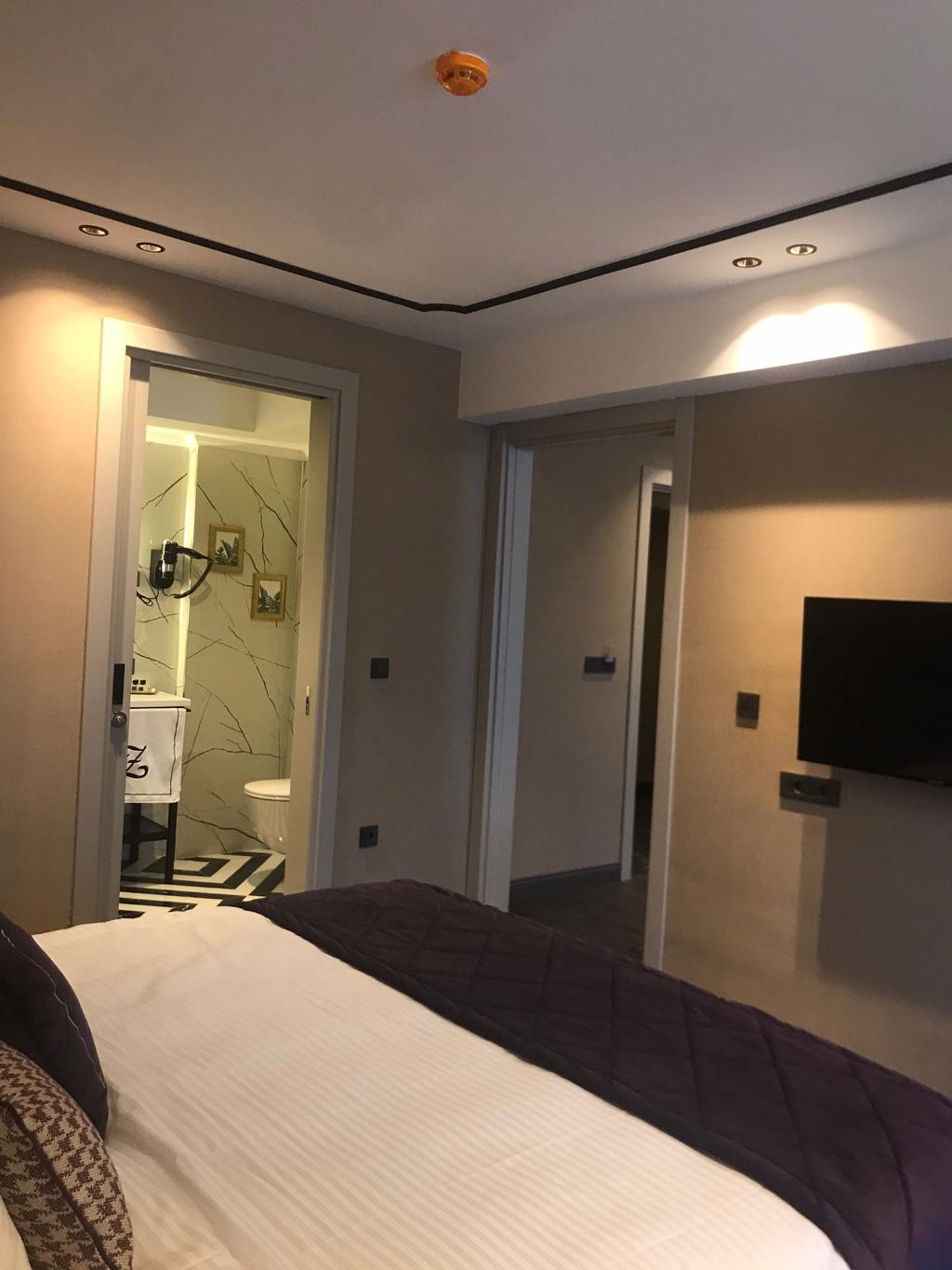 hotel-thumb
