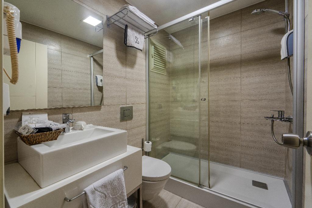 hotel-thumb