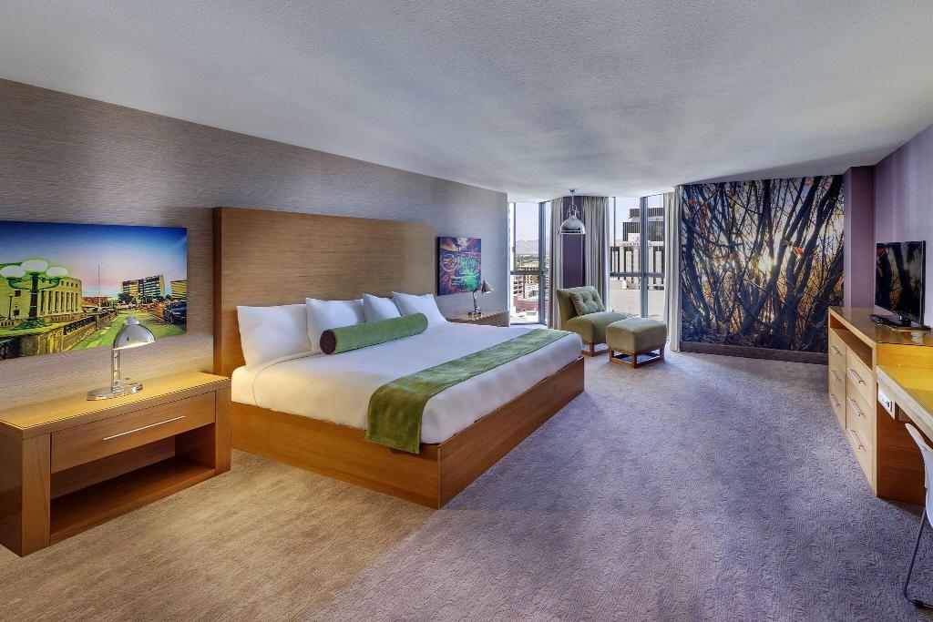 Whitney Peak Hotel Reno, Tapestry Collection