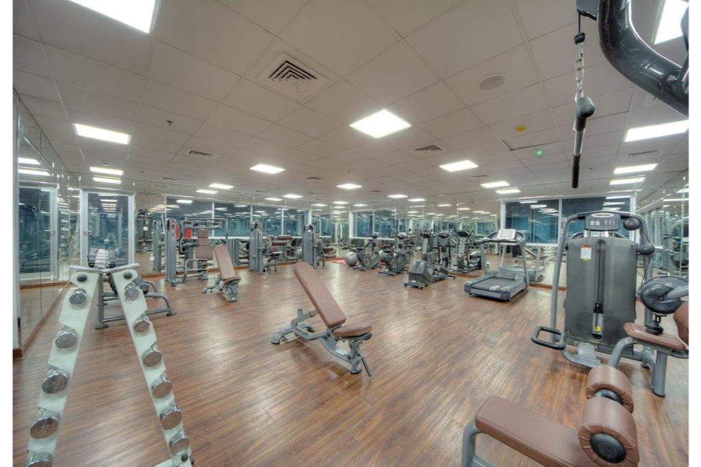 Orchid Vue Hotel - Sports and Entertainment