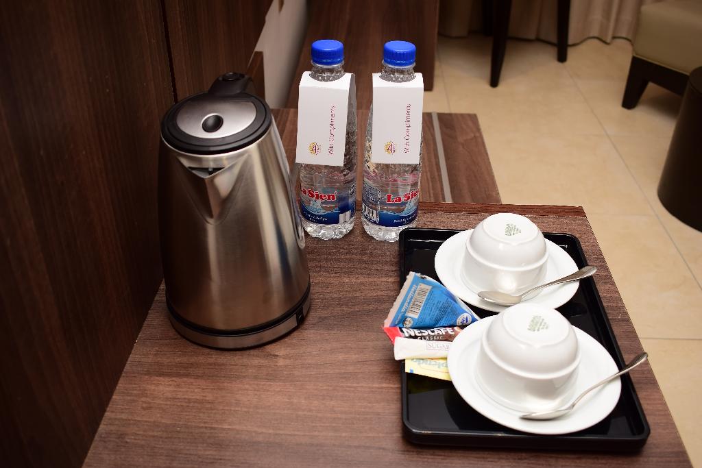 Monty Suites & Golf