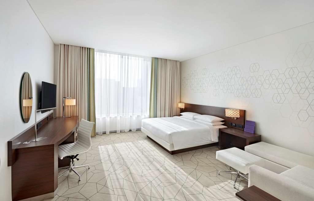 Hyatt Place Dubai Baniyas Square photo 7