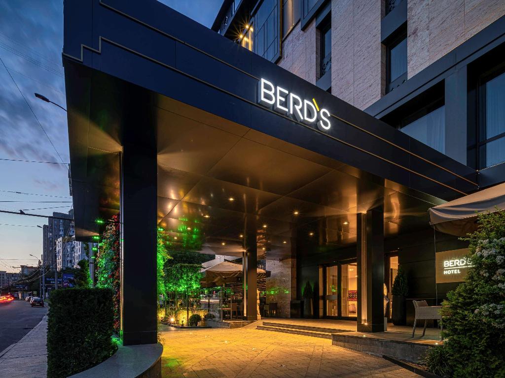 BERDS Hotel