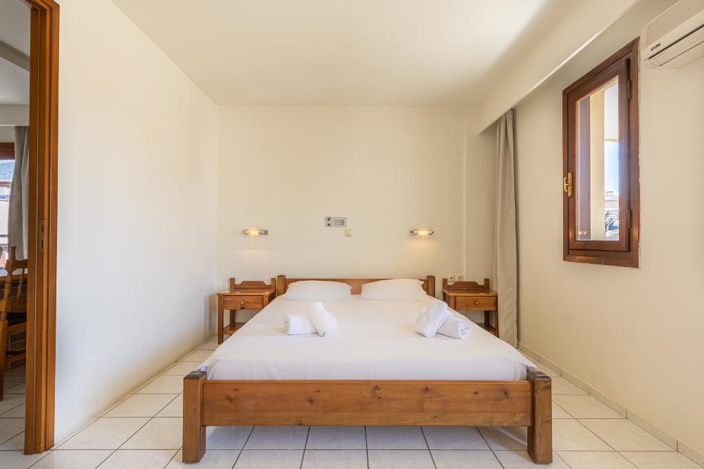 Athina Inn