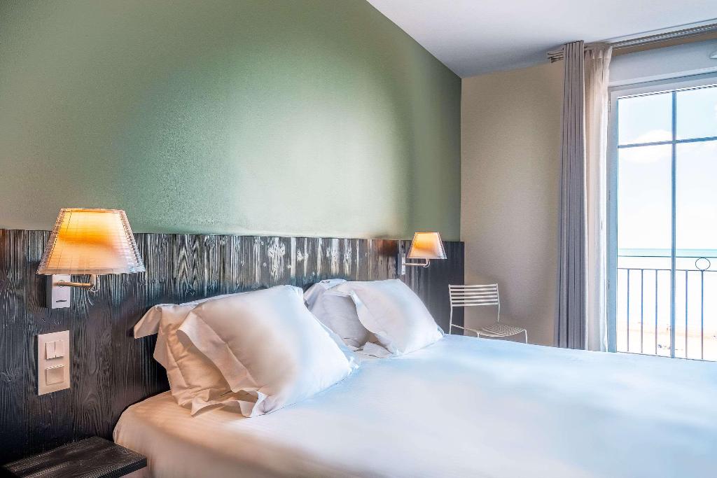 Hotel Les Flots - Chatelaillon Plage